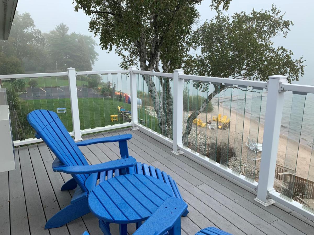 Beachfront Inn Baileys Harbor Exteriör bild